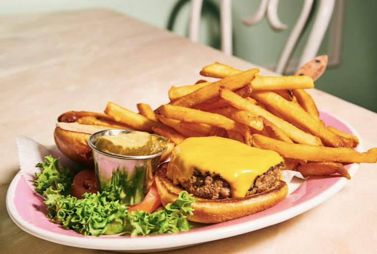 Serendipity 3 signature dishes Crispy Buttermilk Chicken Tenders
Classic Footlong
Mac N Cheese